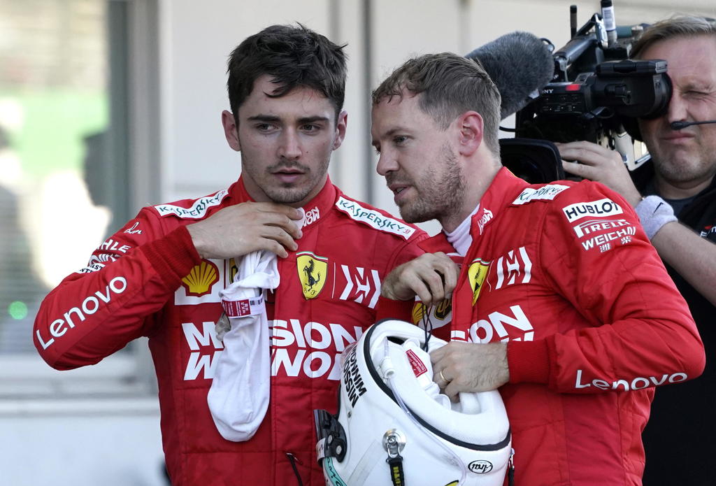 Lecler le aprende a Vettel en su primer año con Ferrari. Noticias en tiempo real