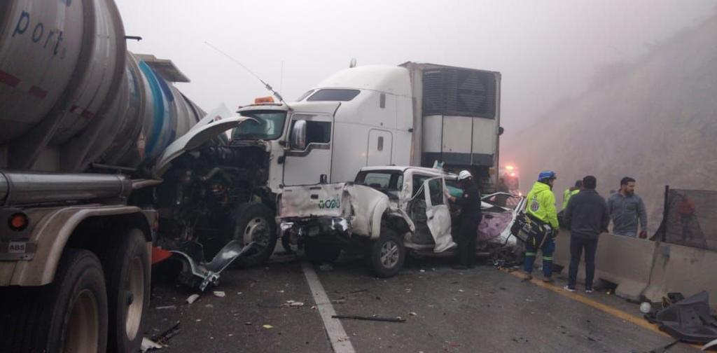Se registra fuerte accidente en la autopista Monterrey-Saltillo; hay 20 lesionados. Noticias en tiempo real