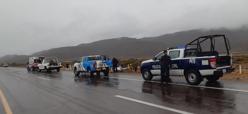 Tres lesionados en accidente en la carretera Durango-Torreón. Noticias en tiempo real