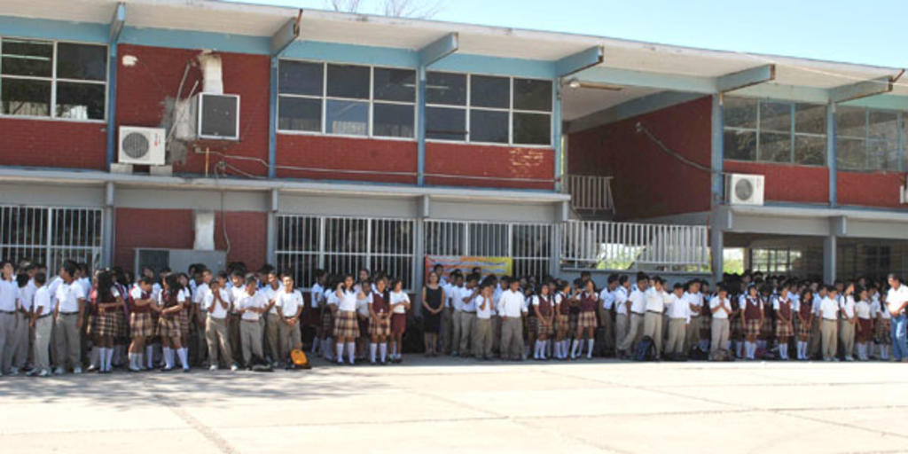 Regresan a clases 79 mil niños en la Región Centro de Coahuila. Noticias en tiempo real
