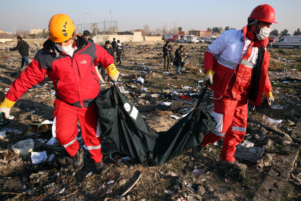 Confirman muerte de 176 personas por accidente de avión ucraniano. Noticias en tiempo real