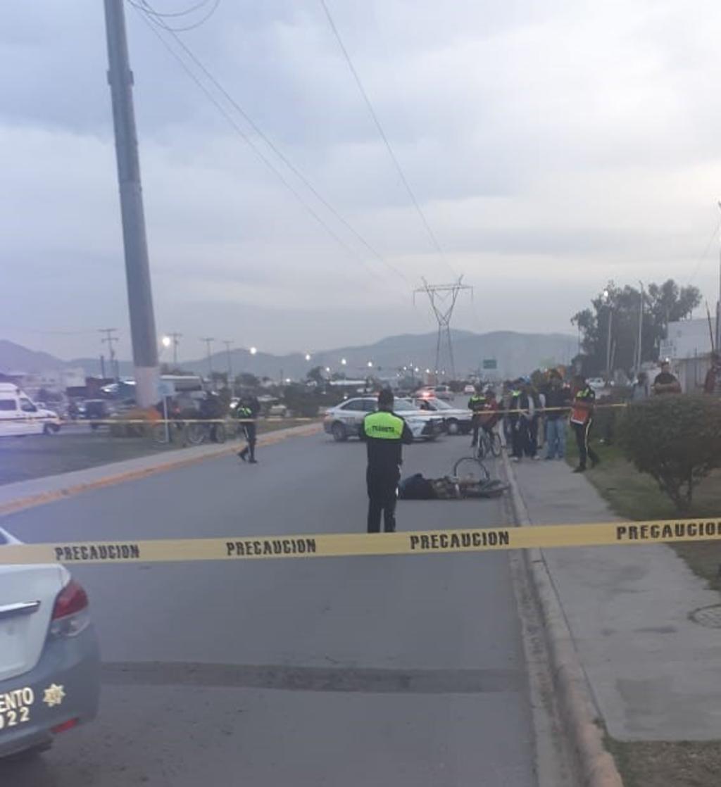 Auto fantasma arrolla y mata a ciclista en Gómez Palacio. Noticias en tiempo real
