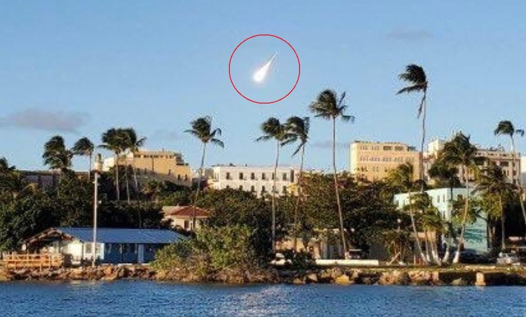 VIRAL: Sorprende caída de meteorito en Puerto Rico. Noticias en tiempo real