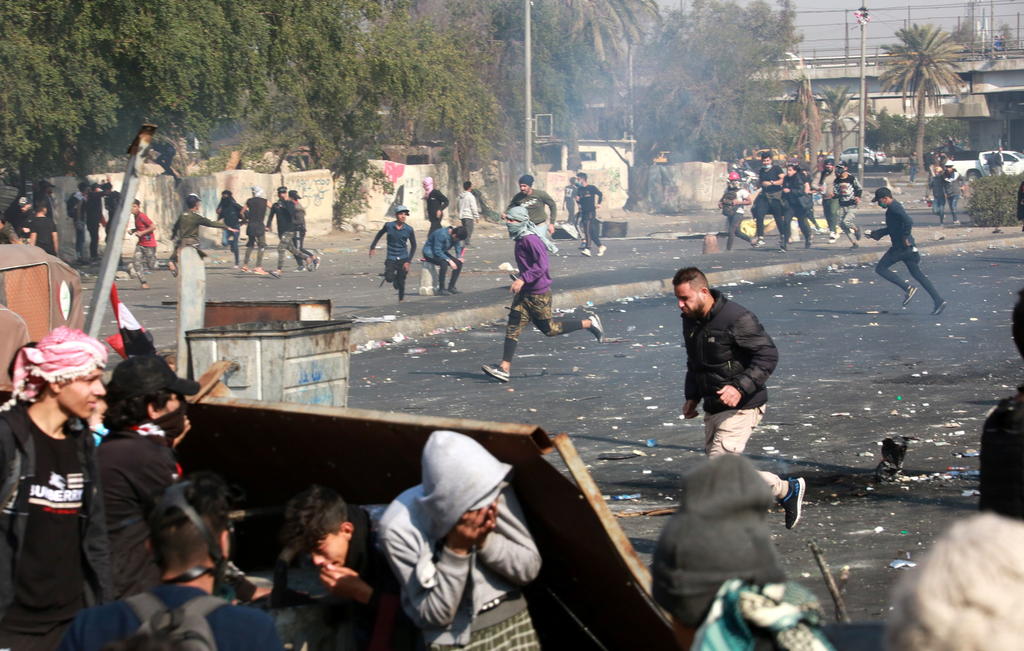 Suben a 5 los muertos durante las protestas en Irak; incluidos 2 militares. Noticias en tiempo real
