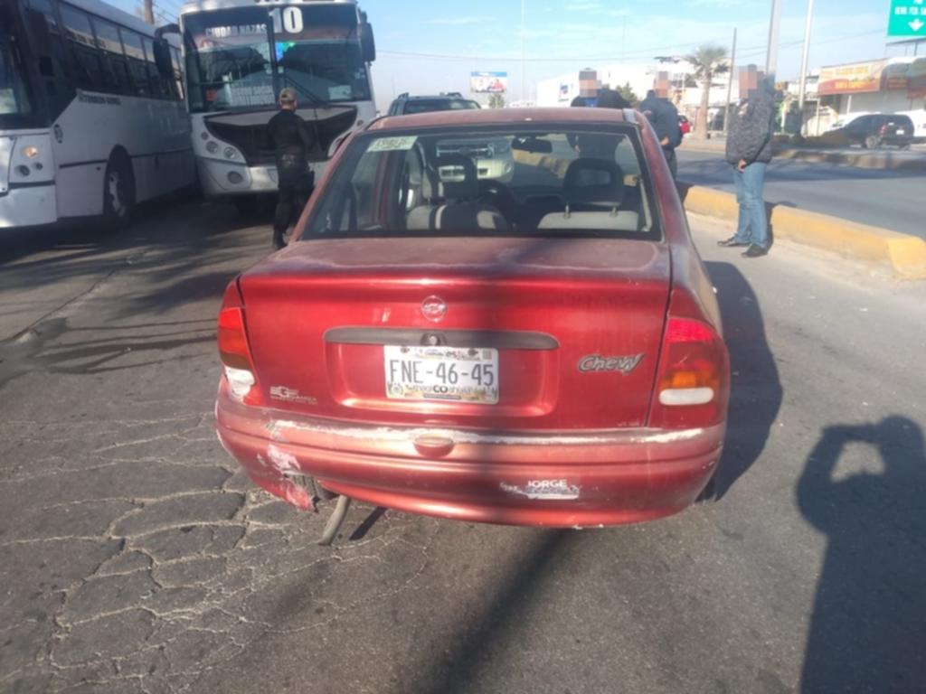 Choque múltiple deja tres mujeres lesionadas en Torreón. Noticias en tiempo real