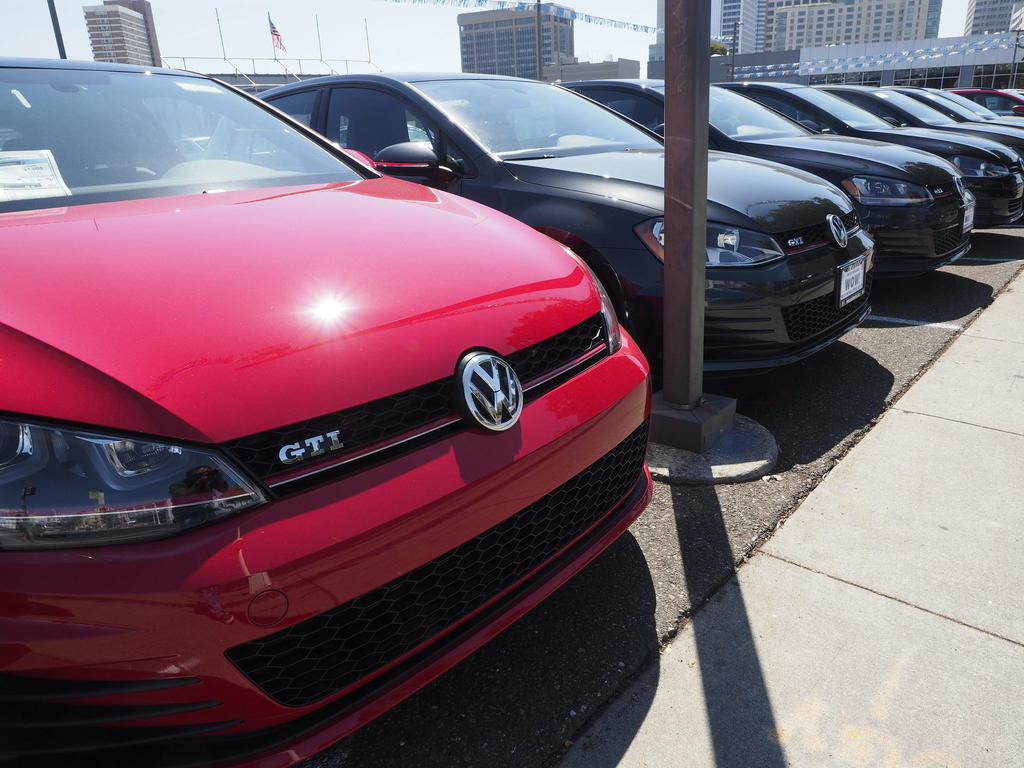 Importó Volkswagen 130 mil autos con deficiencias ambientales a Canadá. Noticias en tiempo real