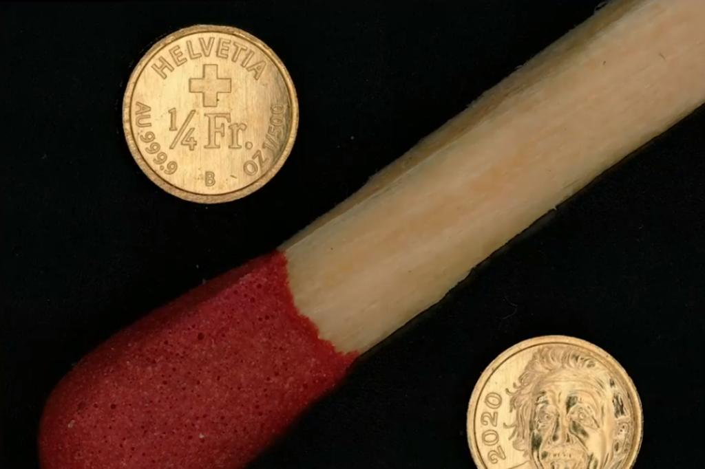 Suiza presenta la moneda de oro más pequeña del mundo. Noticias en tiempo real