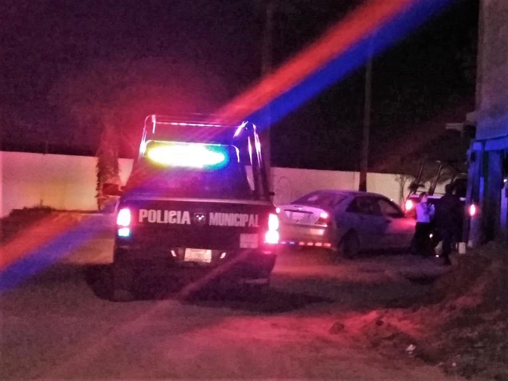Chocan vehículos y unidad de Policía Municipal de Torreón. Noticias en tiempo real