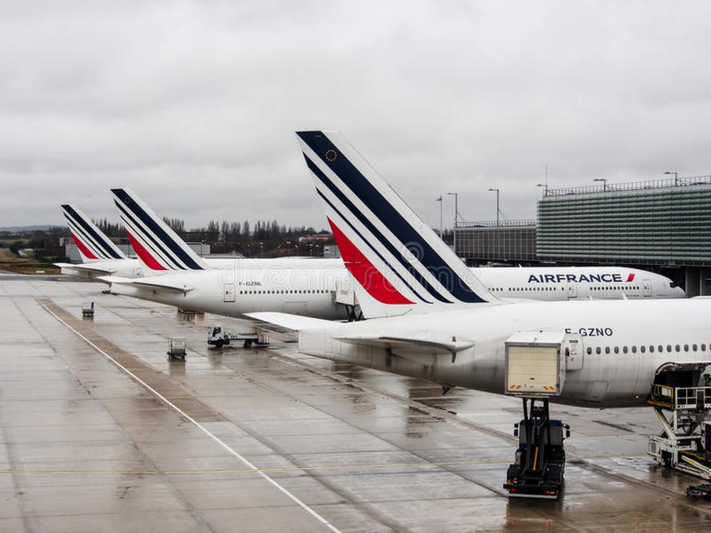 Pilotos de Air France se pelean justo antes del despegue. Noticias en tiempo real