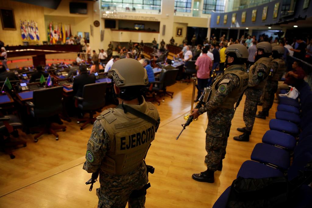 Militarización en el Congreso puso en riesgo al país: ombudsman salvadoreño. Noticias en tiempo real