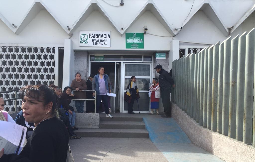 Confirman cierre de farmacia del IMSS Torreón por robo. Noticias en tiempo real