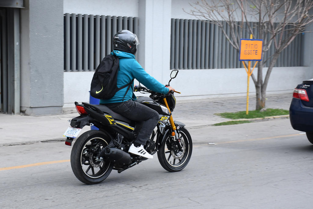 Habrá descuentos en placas y licencias para motociclistas de Gómez Palacio. Noticias en tiempo real