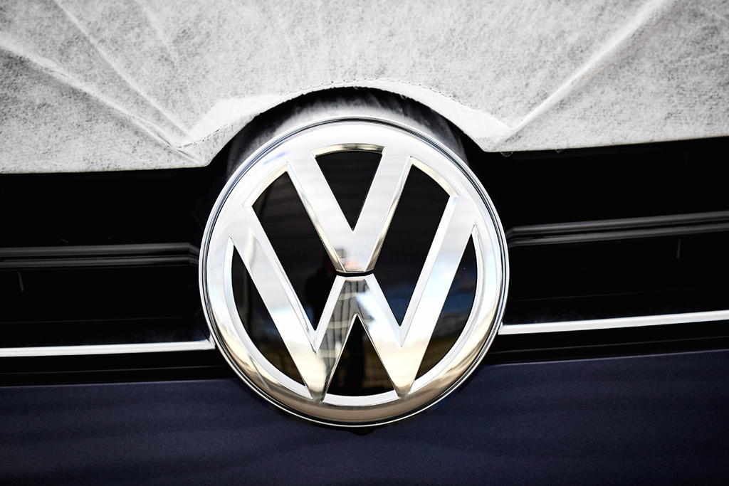 Ofrece Volkswagen 890 mdd para resolver dieselgate. Noticias en tiempo real