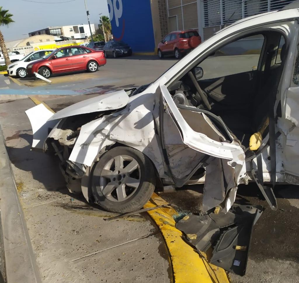Conductor de 60 años muere tras accidente vial en Torreón. Noticias en tiempo real