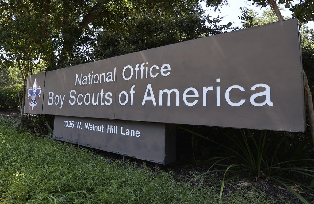 Abusadores sexuales podrían seguir trabajando en los Boy Scouts de EUA. Noticias en tiempo real