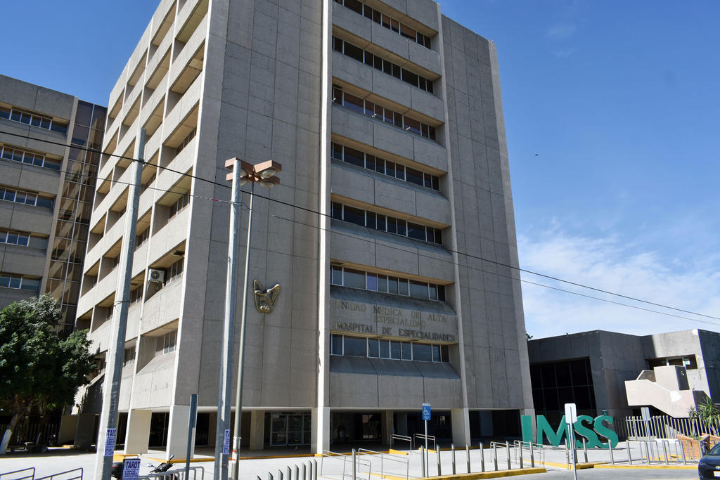 Fallecen tres personas en la clínica número 71 del IMSS de Torreón. Noticias en tiempo real