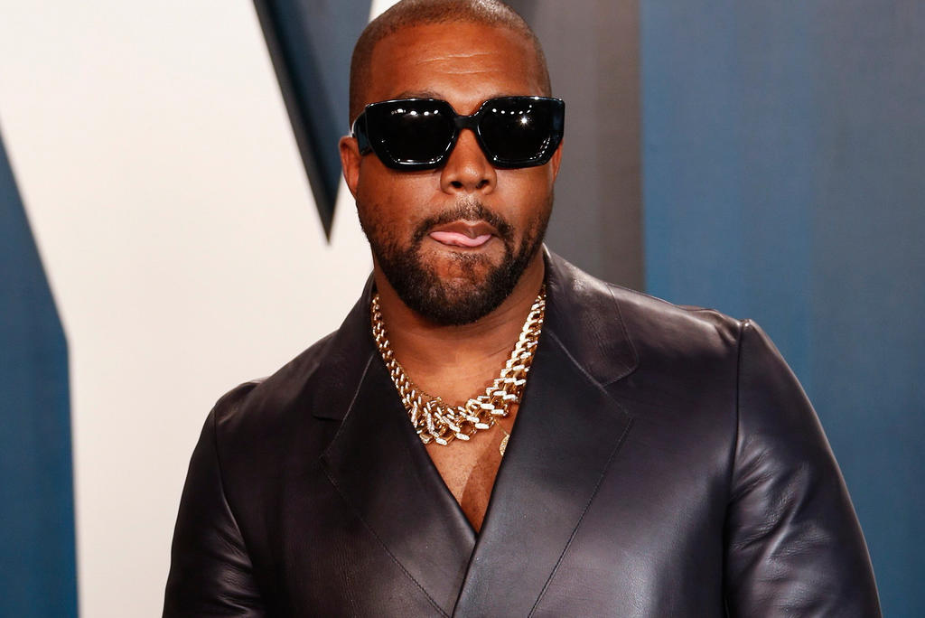 El rapero Kanye West se instala en un pequeño pueblo del lejano oeste. Noticias en tiempo real