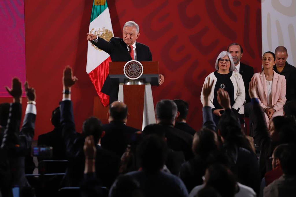Planea López Obrador exposición sobre las drogas en el Zócalo capitalino. Noticias en tiempo real
