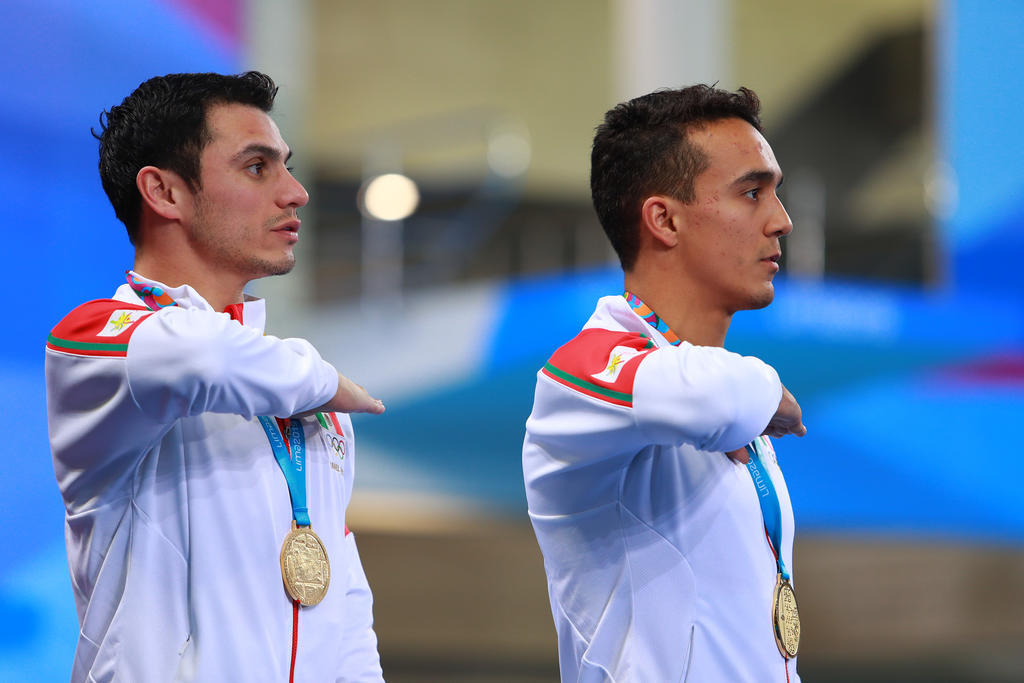 Yahel Castillo y Juan Celaya obtienen bronce en Serie Mundial de Clavados. Noticias en tiempo real