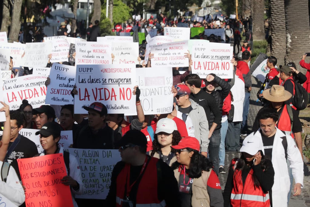 Inicia megamarcha por asesinatos en Huejotzingo, Puebla. Noticias en tiempo real