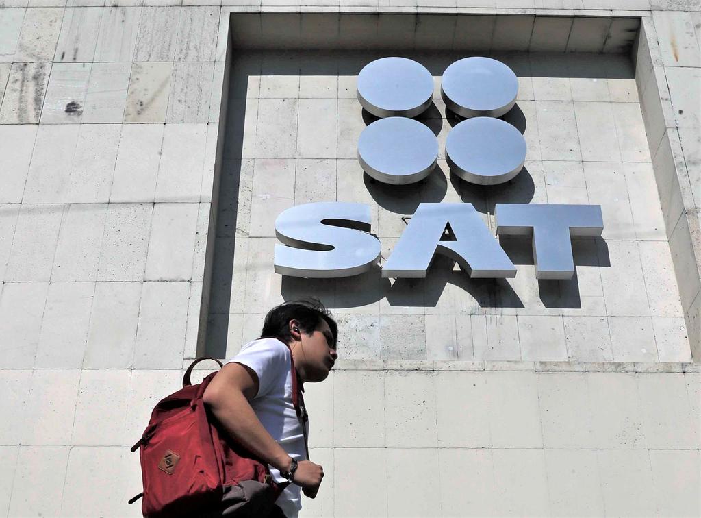 SAT abre convocatoria laboral para programa de comercio exterior. Noticias en tiempo real