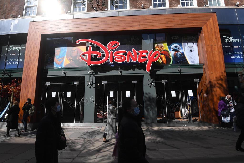 Suspenderá Disney sin pago a miles de empleados por coronavirus. Noticias en tiempo real