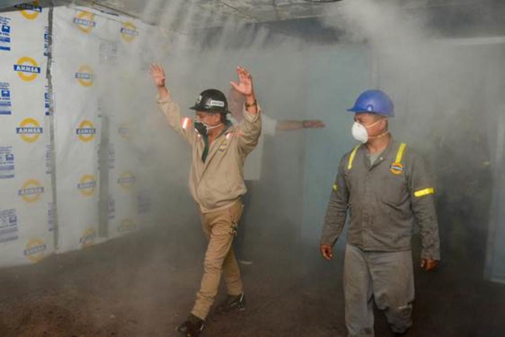 Instala AHMSA túneles sanitizantes en accesos. Noticias en tiempo real