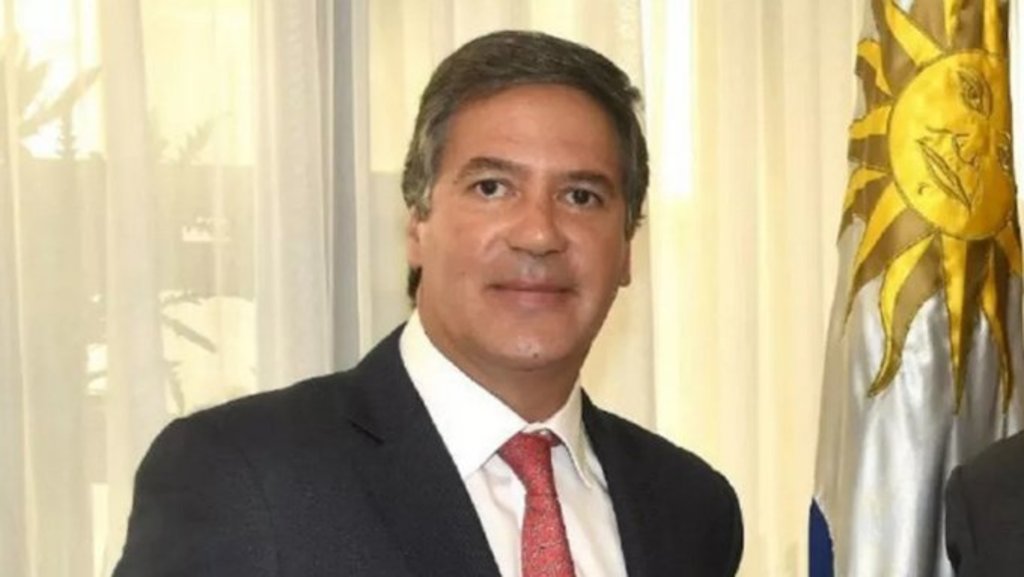 Renuncia embajador colombiano en Uruguay por laboratorio de cocaína. Noticias en tiempo real