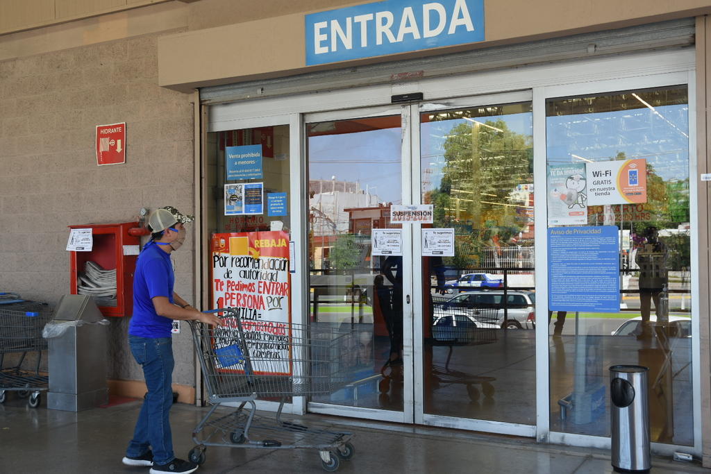 Clausuran Walmart por no seguir normas contra COVID-19 en Monclova. Noticias en tiempo real