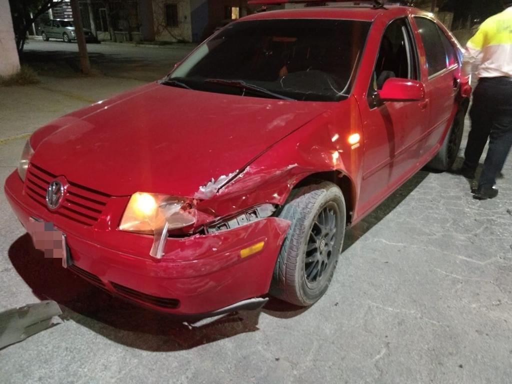 Autos chocan por alcance en Torreón. Noticias en tiempo real