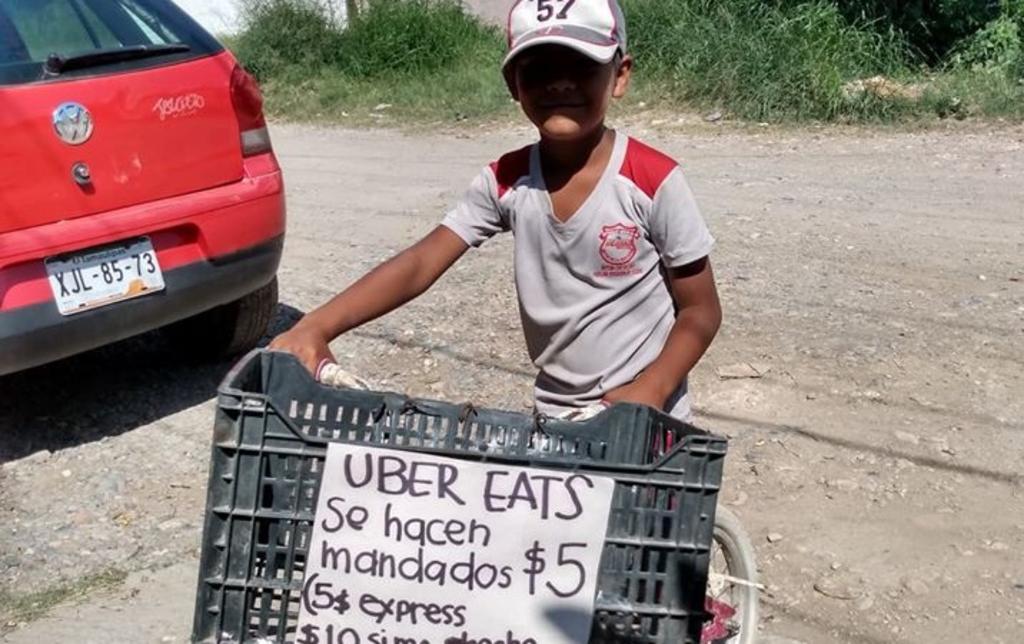 Iker, el niño que realiza mandados por 5 pesos para comprar una bicicleta. Noticias en tiempo real