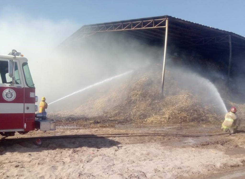 Se registra incendio en establo de Tlahualilo. Noticias en tiempo real