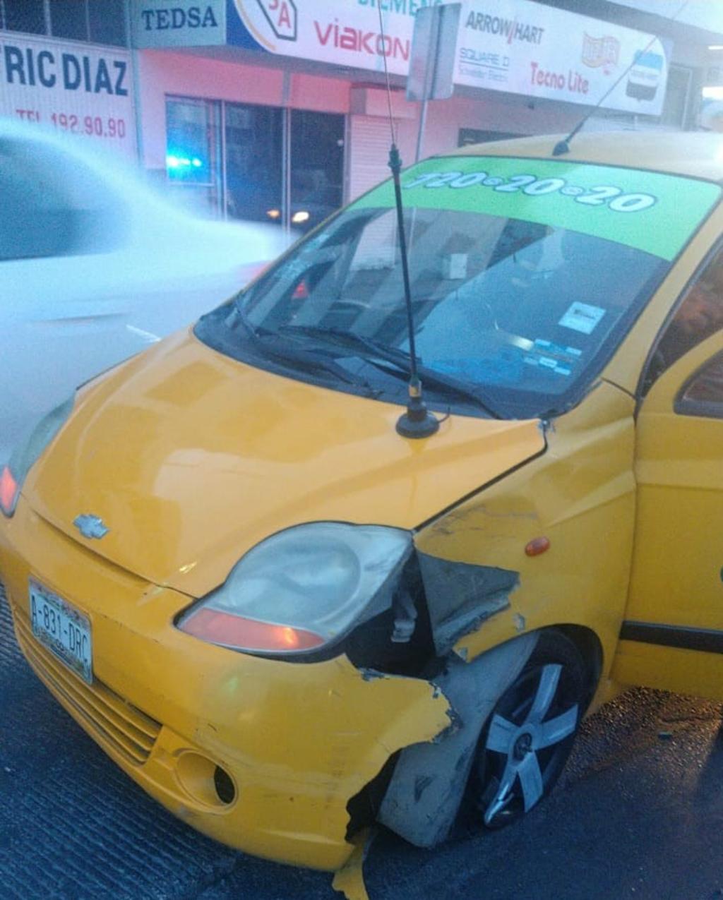 Motociclista de Torreón termina lesionado en accidente. Noticias en tiempo real