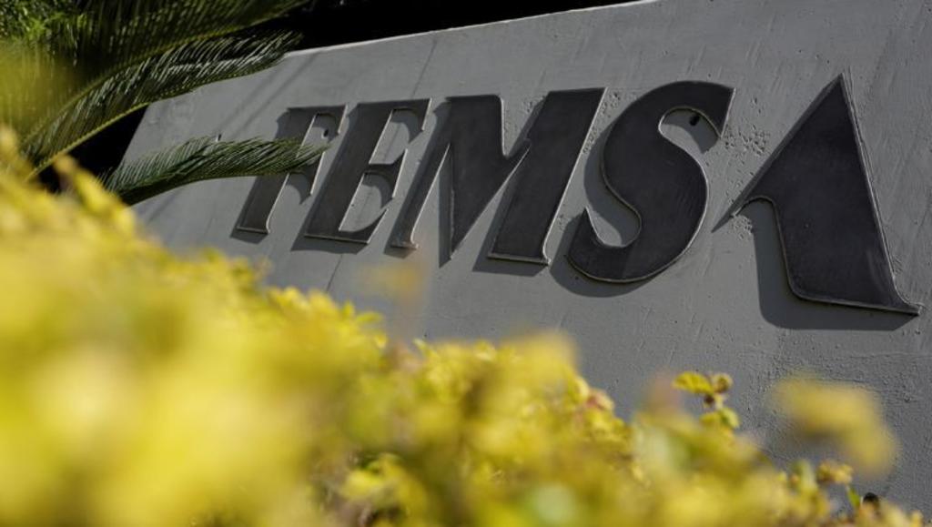 Femsa pagará 8 mil 790 mdp al SAT. Noticias en tiempo real