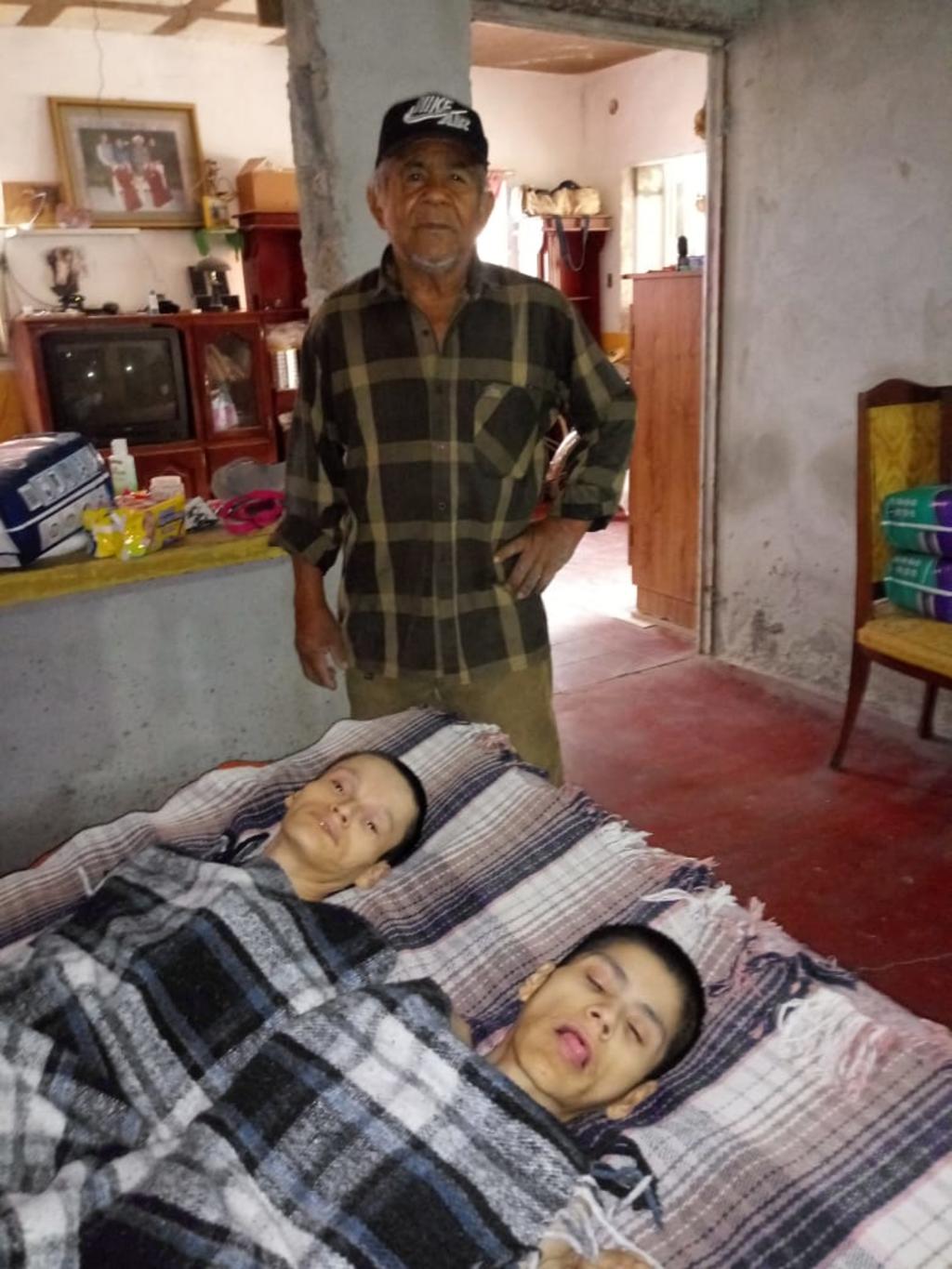 Hermanos gomezpalatinos comparten cama y enfermedad. Noticias en tiempo real