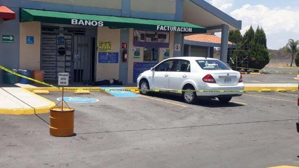 Asesinan a comisario de Jalostotitlán en gasolinera de Jalisco. Noticias en tiempo real
