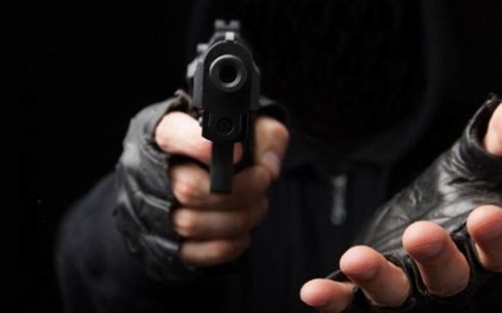 A punta de pistola asaltan una paletería en Torreón. Noticias en tiempo real