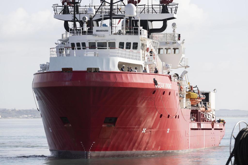 Migrantes intentan suicidarse en el barco Ocean Viking en el Mediterráneo. Noticias en tiempo real