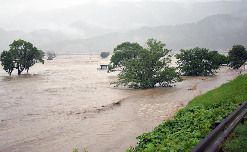 Al menos 15 muertos y 9 desaparecidos por fuertes lluvias en Japón. Noticias en tiempo real
