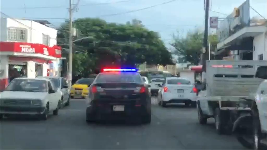 Agreden a policías en Guadalajara; muere uno y hieren a dos personas. Noticias en tiempo real