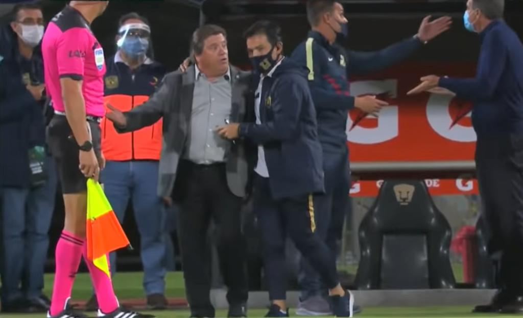 Piojo Herrera sigue sin atender medida sanitaria en Copa por México. Noticias en tiempo real