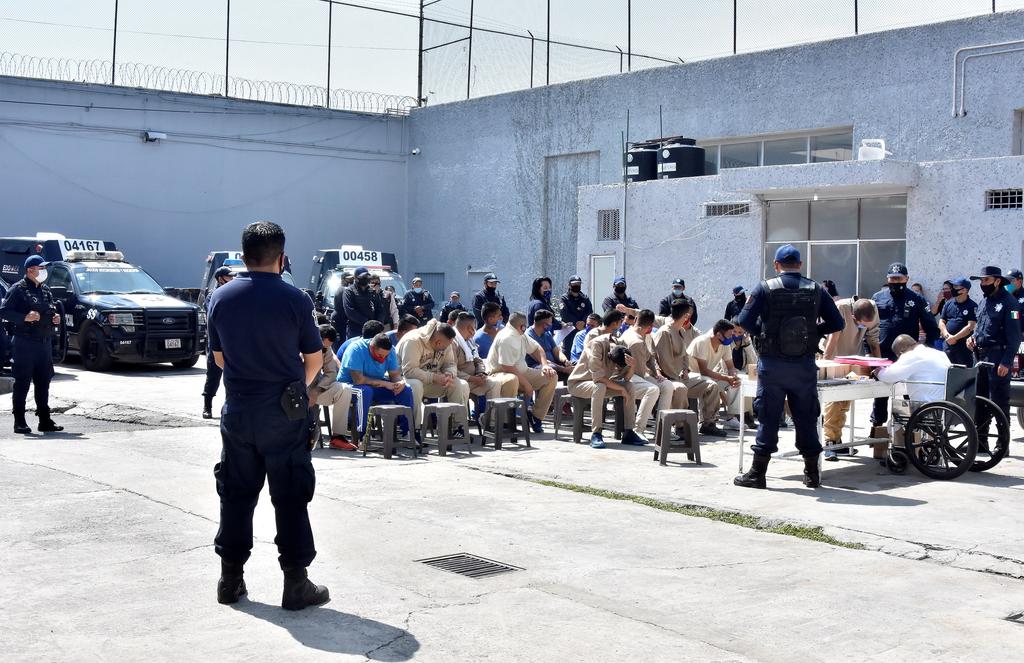 Alerta organización ante aumento de casos de COVID-19 en prisiones. Noticias en tiempo real