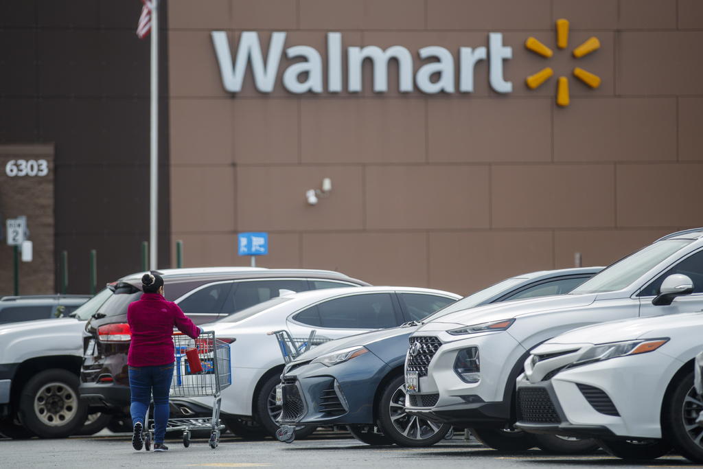 Exigirá Walmart tapabocas a todos sus clientes en EUA. Noticias en tiempo real