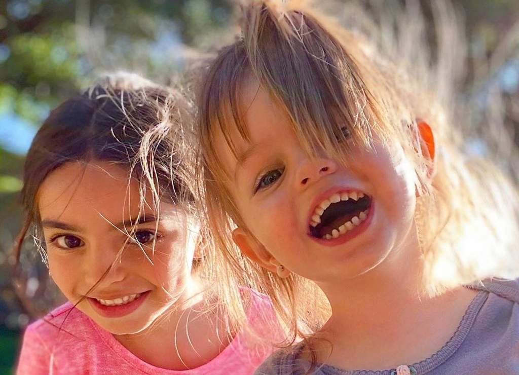 Critican en redes los dientes de la hija de Aislinn Derbez. Noticias en tiempo real