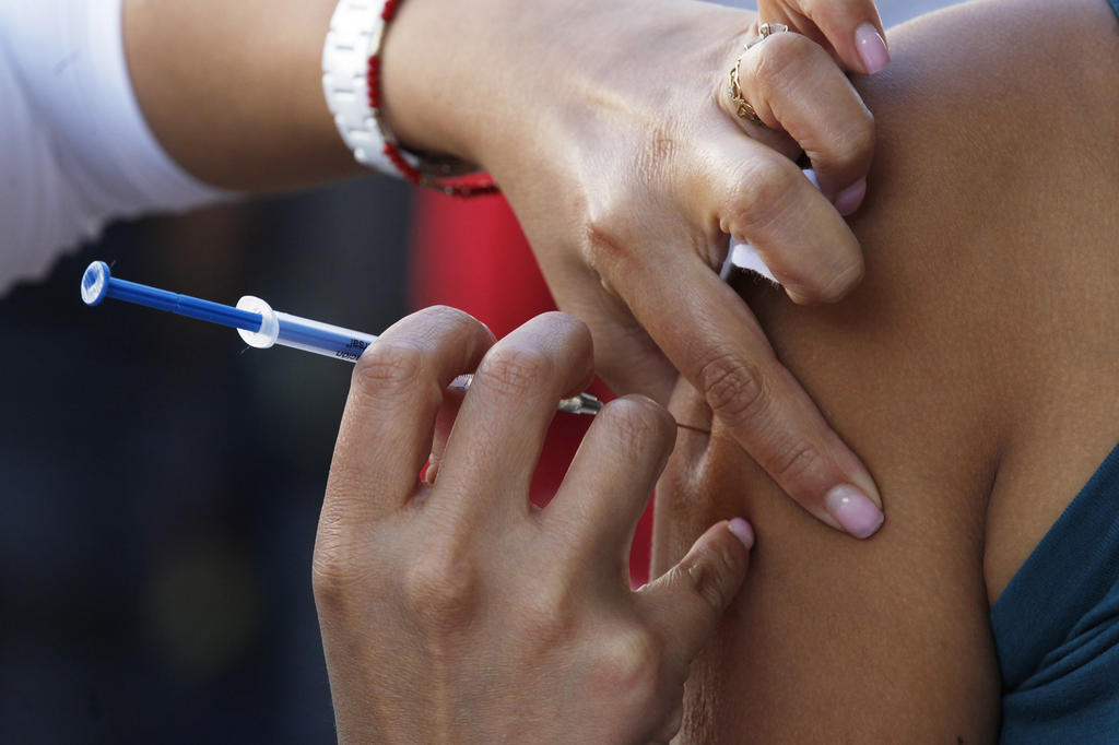 Alertan autoridades ante venta de vacuna falsa contra COVID-19 en Guerrero. Noticias en tiempo real