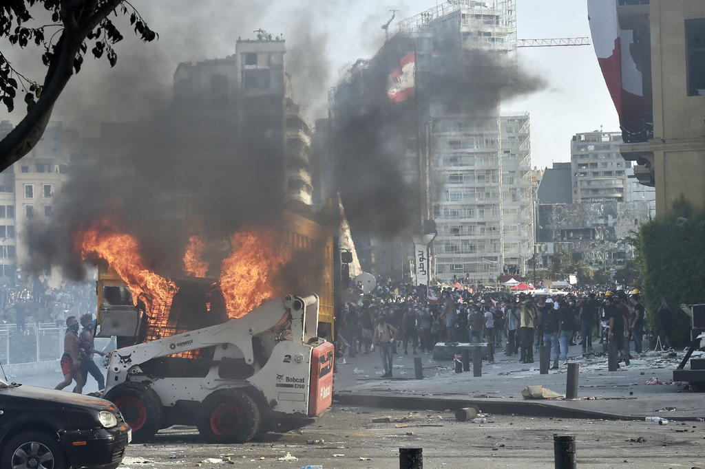 Beirut, escenario de violencia tras protestas contra la clase política. Noticias en tiempo real