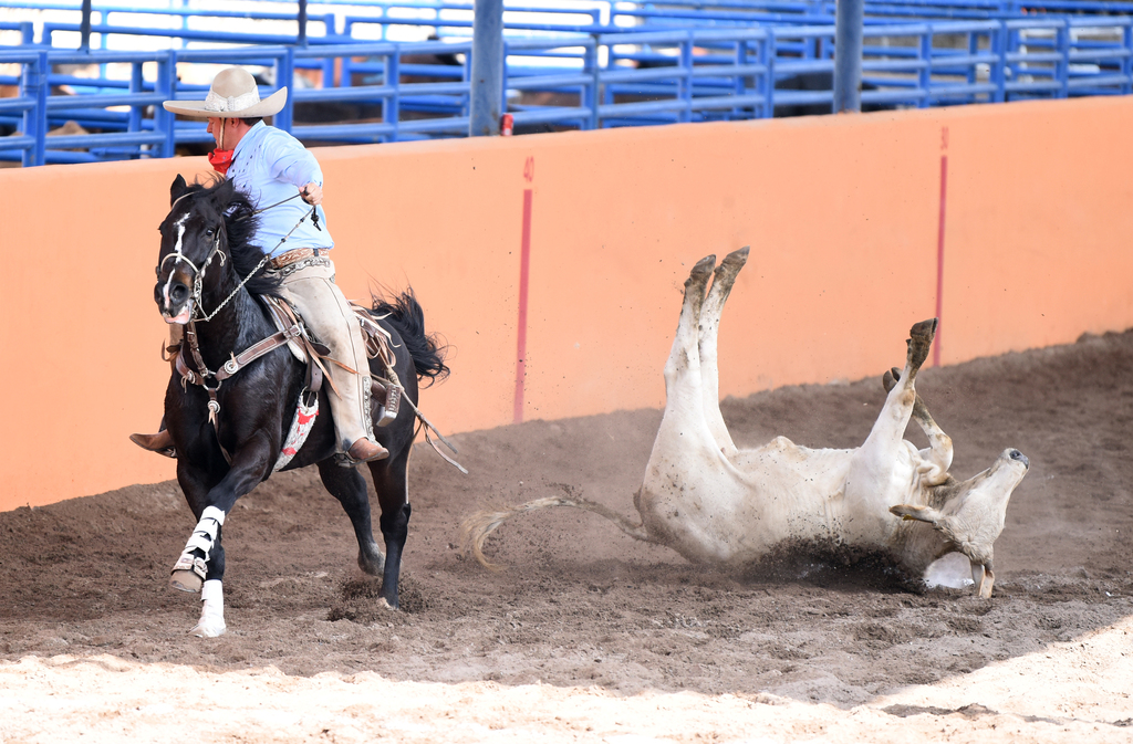 No hubo aficionados en las gradas del Lienzo Charro Gómez Palac