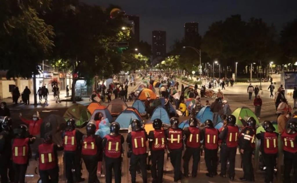Detienen avance de FRENAAA para evitar choque con otra movilización. Noticias en tiempo real