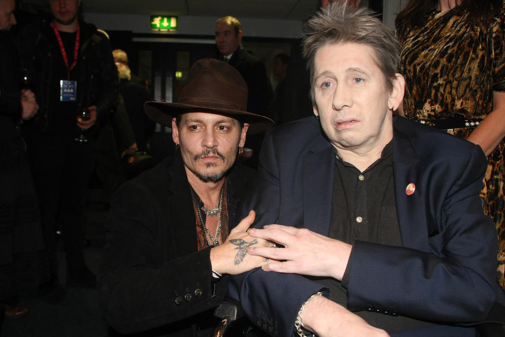 Johnny Depp y Shane MacGowan, una amistad a prueba de excesos. Noticias en tiempo real
