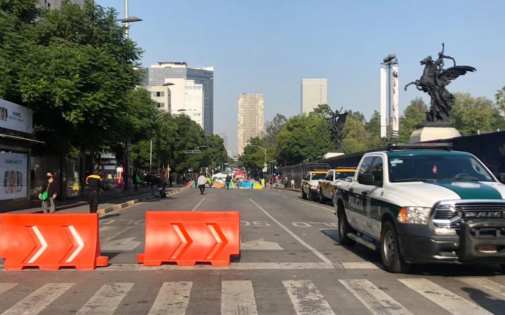 Amparo permite a manifestantes de Frenaaa llegar hasta el Zócalo. Noticias en tiempo real